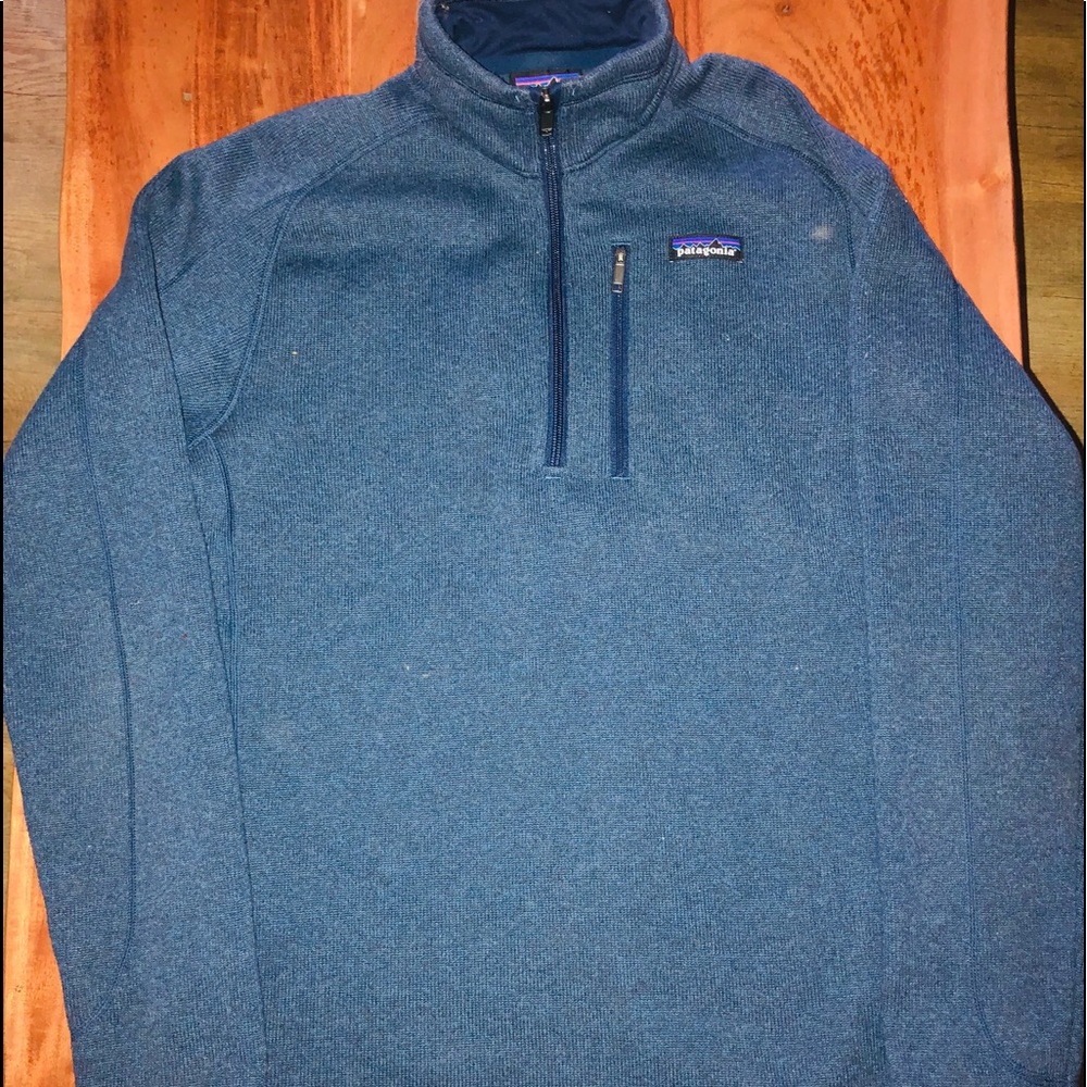 Patagonia men’s navy better sweater good shape